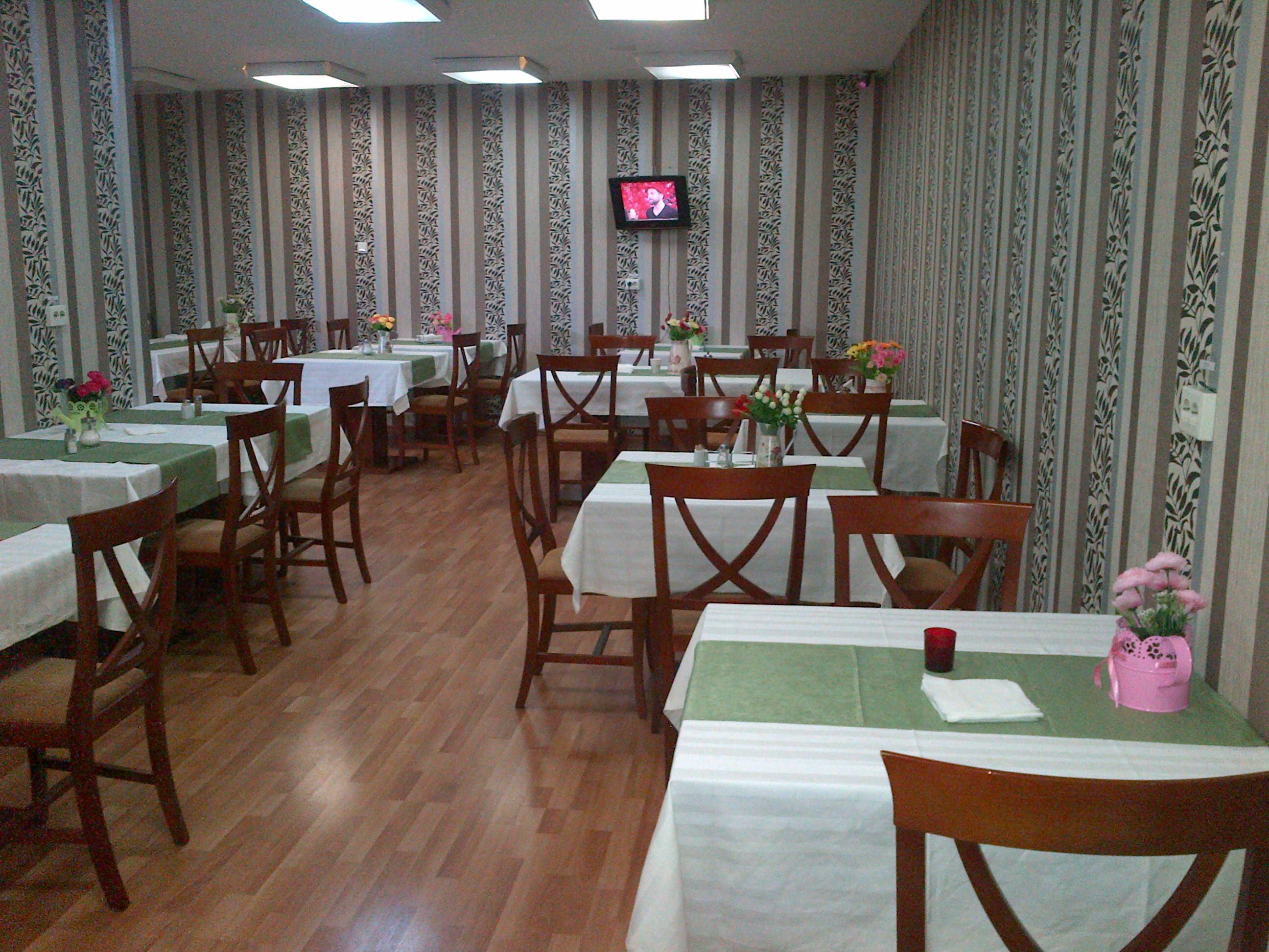 Hotel Reina บูคาเรสต์ ภายนอก รูปภาพ