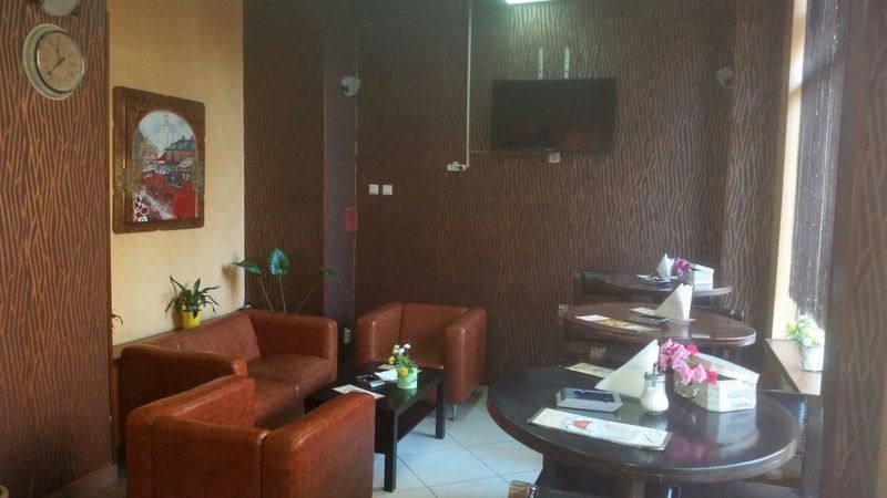 Hotel Reina บูคาเรสต์ ภายนอก รูปภาพ